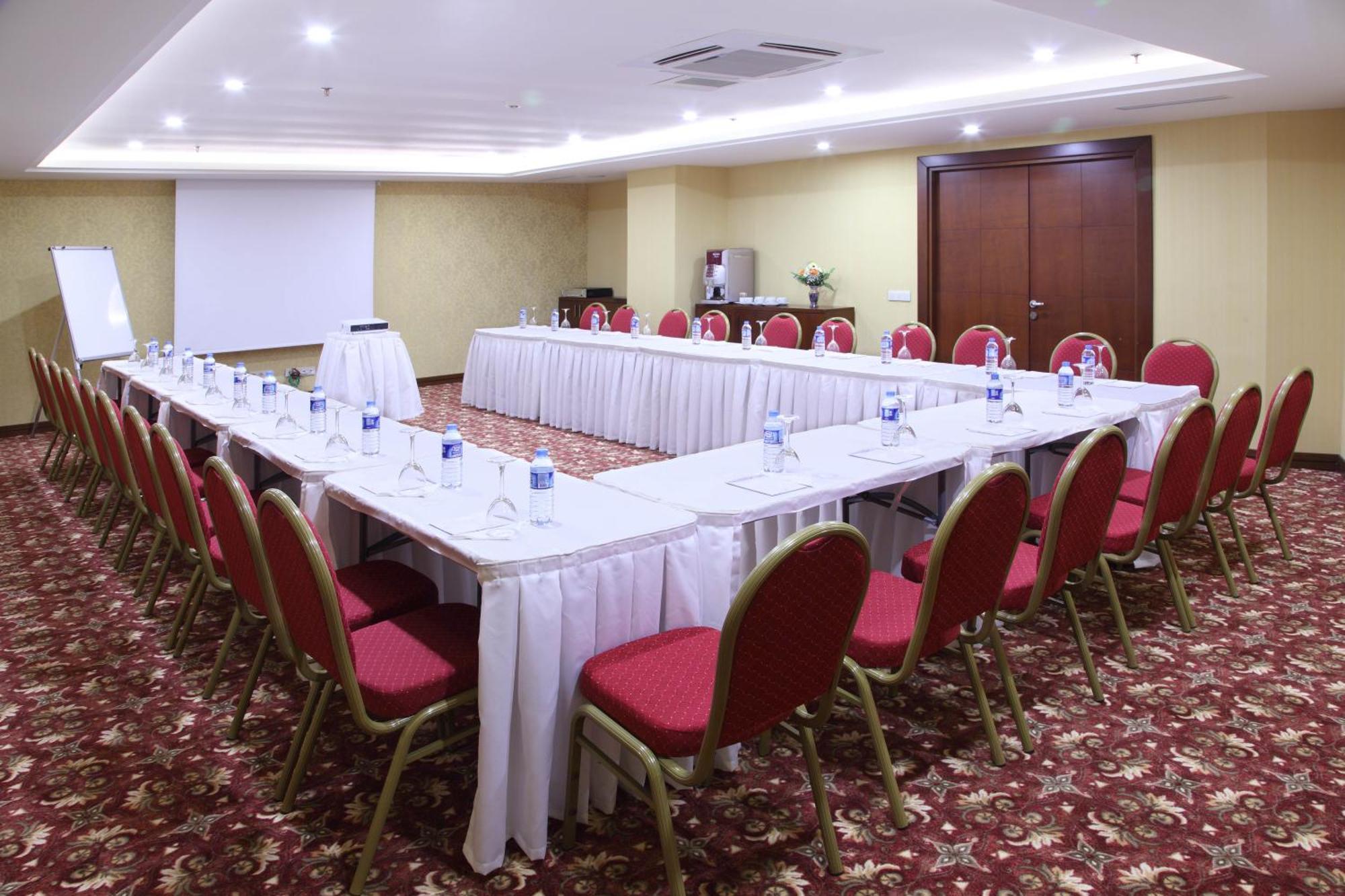 Hotel Senbayrak City Adana Ngoại thất bức ảnh