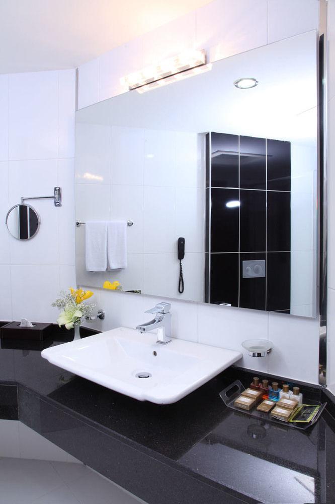 Hotel Senbayrak City Adana Ngoại thất bức ảnh