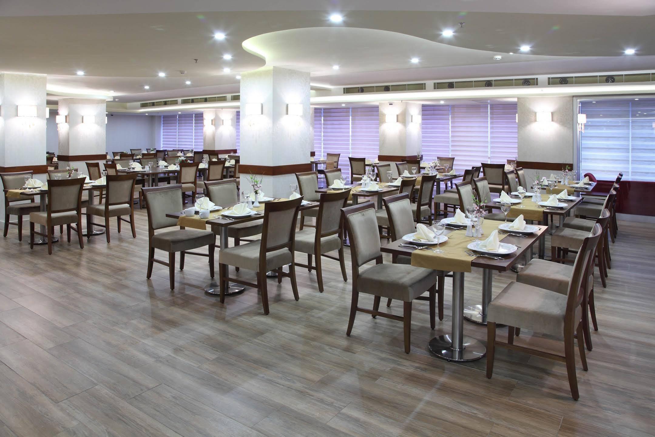 Hotel Senbayrak City Adana Ngoại thất bức ảnh